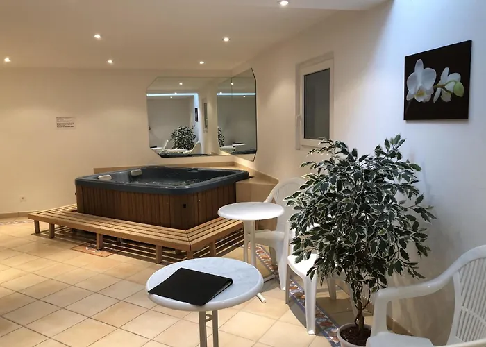 Cornelia 1 By Interhome